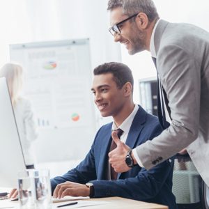 Potenciando su carrera con la ayuda de un mentor